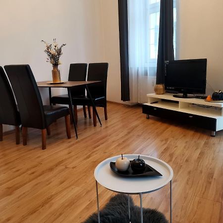 Apartament Na Rynku W Gnieznie Gniezno Luaran gambar